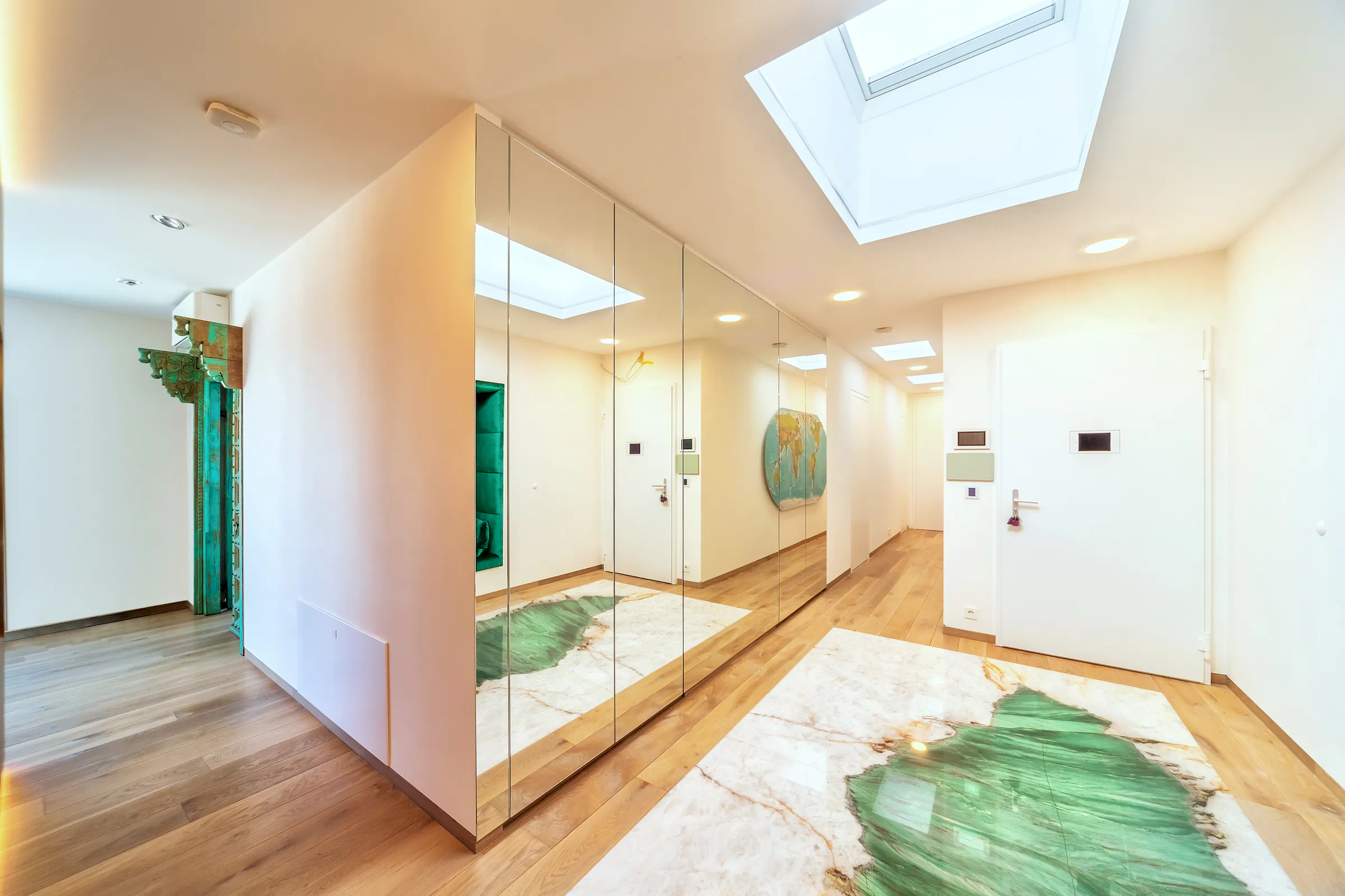 Immobilienfoto Frankfurt – Eingangsbereich aus zweitem Blickwinkel